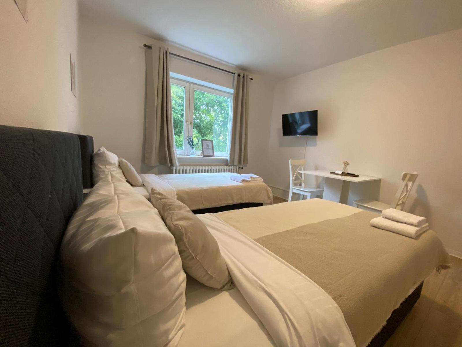 Zentrale 3-Zimmer Wohnung Mit Balkon - Perfekt Fuer Monteure Und Familien Neumünster Zewnętrze zdjęcie